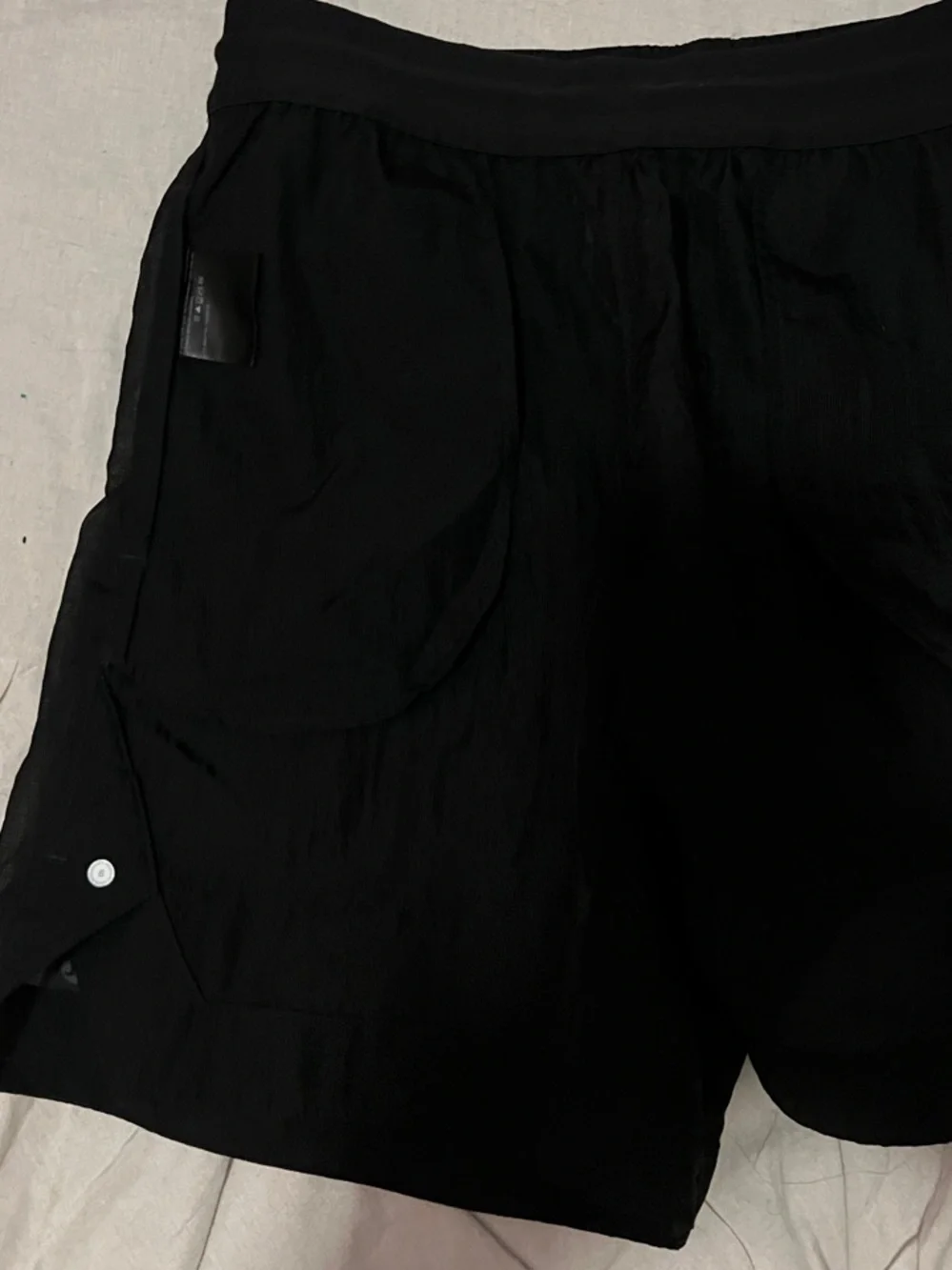 Lululemon Clear Intention Short Black Size 6